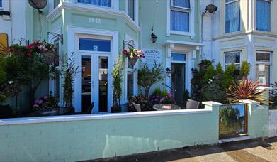Willows Guesthouse