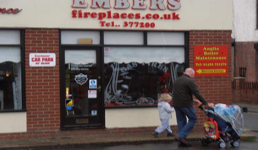 Embers Shop Homes & Gardens in Great Yarmouth, CaisteronSea