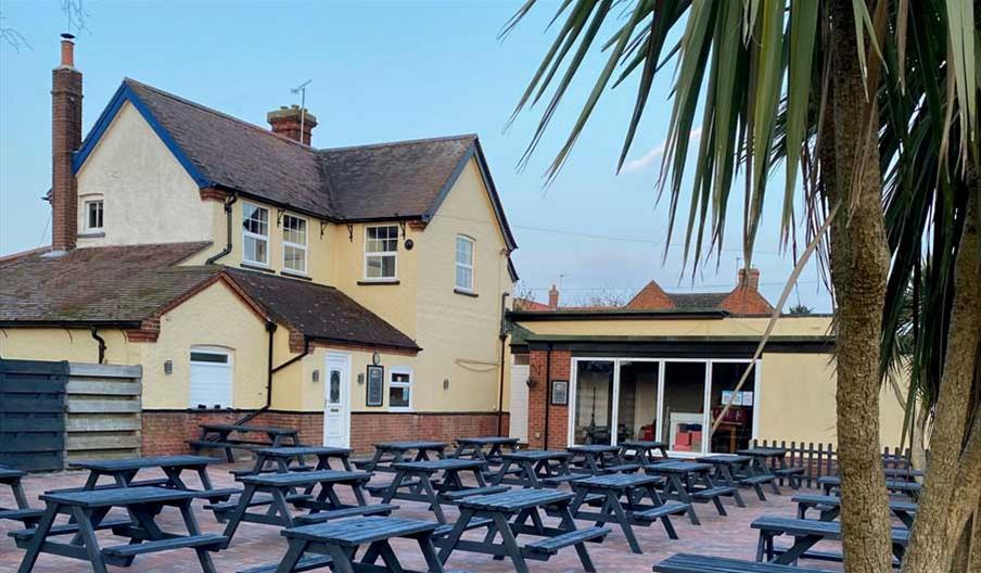 The Bell, Hemsby