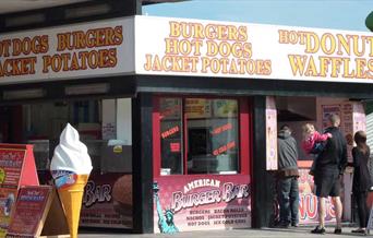 Britannia Pier Refreshment Kiosk