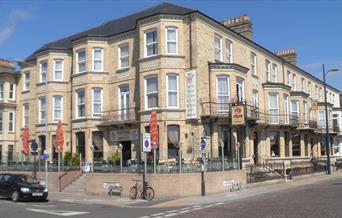 Pub on the Prom