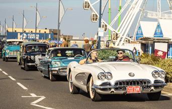 Classic and Custom Cars Cruise in Great Yarmouth