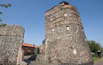Great Yarmouth Town Wall