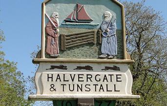 Halvergate village sign