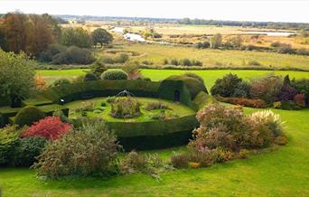 How Hill House Gardens