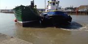 Lydia Eva under tow