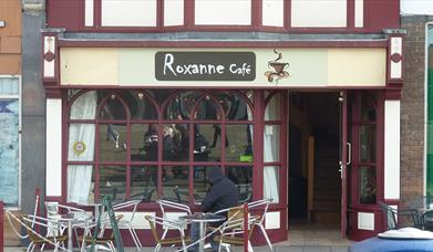 Roxanne Cafe