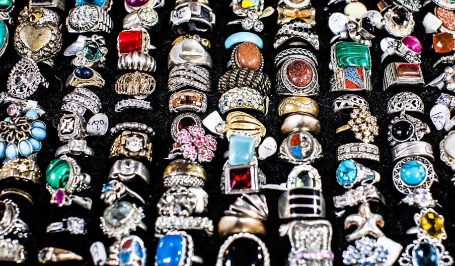 Longs of jewellery rings