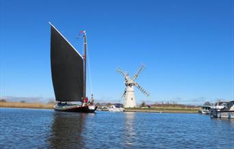 © Photo by Simon Crutchley, Maud sailing past Thurne Windpump in March 2022